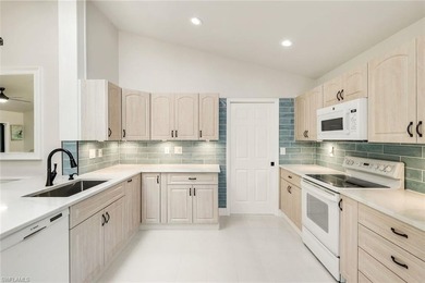 Golf Membership Included ($50,000 value)! Move-in ready 3 on Hunters Ridge Country Club in Florida - for sale on GolfHomes.com, golf home, golf lot