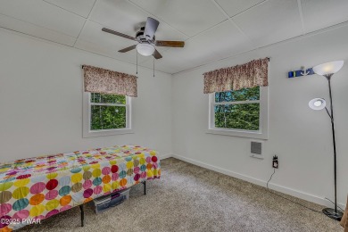 Enjoy the good life in Tanglwood Lakes at Lake Wallenpaupack on Paupack Hills Golf and Country Club in Pennsylvania - for sale on GolfHomes.com, golf home, golf lot