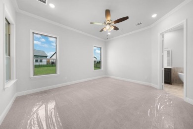 MLS# 20812378 - Built by Altura Homes - Ready Now! ~ This on Heath Golf and Yacht Club in Texas - for sale on GolfHomes.com, golf home, golf lot