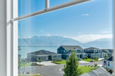 Enjoy luxury living on the 16th hole of Talons Cove golf course! on Talons Cove Golf Club in Utah - for sale on GolfHomes.com, golf home, golf lot