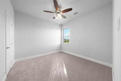 MLS# 20812378 - Built by Altura Homes - Ready Now! ~ This on Heath Golf and Yacht Club in Texas - for sale on GolfHomes.com, golf home, golf lot