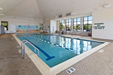RECENTLY REMODELED, MOVE-IN READY 2 Bedroom, 2 Bath, 2nd floor on The Links at Carillon in Illinois - for sale on GolfHomes.com, golf home, golf lot