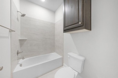 MLS# 20812378 - Built by Altura Homes - Ready Now! ~ This on Heath Golf and Yacht Club in Texas - for sale on GolfHomes.com, golf home, golf lot