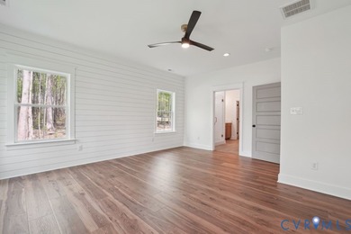 MOVE IN READY with SPECIAL PRICING and opportunity for rate buy on The Club At Viniterra in Virginia - for sale on GolfHomes.com, golf home, golf lot