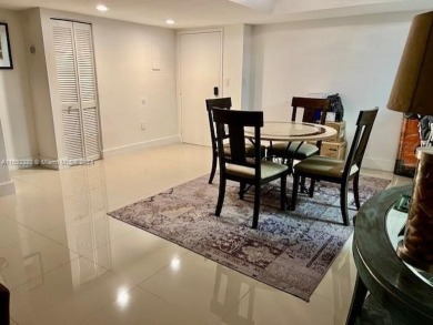 AMAZING LOCATION IN DORAL! Condo has excellent distribution over on Jim McLean Signature Course in Florida - for sale on GolfHomes.com, golf home, golf lot