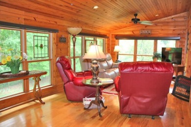 LAKE FRONT, LAKE VIEW & DOCK! TOTAL SQFT 3,046, 4 BEDROOMS, 3 on Barren River State Park Golf Course in Kentucky - for sale on GolfHomes.com, golf home, golf lot