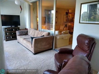 Don't miss this spacious two bedroom two bath King unit. A great on Palm-Aire Country Club and Resort - The Oaks in Florida - for sale on GolfHomes.com, golf home, golf lot