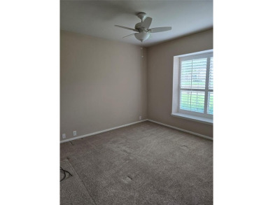 Welcome to this beautifully maintained 2-bedroom, 2-bath home on Oakmont Country Club in Texas - for sale on GolfHomes.com, golf home, golf lot