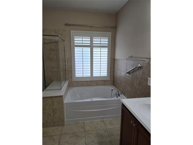 Welcome to this beautifully maintained 2-bedroom, 2-bath home on Oakmont Country Club in Texas - for sale on GolfHomes.com, golf home, golf lot