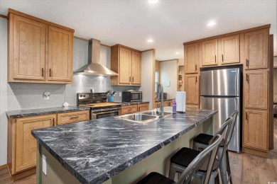 Presenting 1306 Seagull Boulevard in North Myrtle Beach, a on Tidewater Golf Club and Plantation in South Carolina - for sale on GolfHomes.com, golf home, golf lot