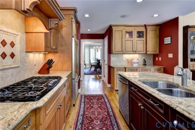 The location truly can't be beat! This beautiful townhouse is on Kingsmill Resort and Golf Club in Virginia - for sale on GolfHomes.com, golf home, golf lot