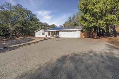 Welcome to your dream retreat in Cool, California! This on Auburn Lake Trails Golf Course in California - for sale on GolfHomes.com, golf home, golf lot