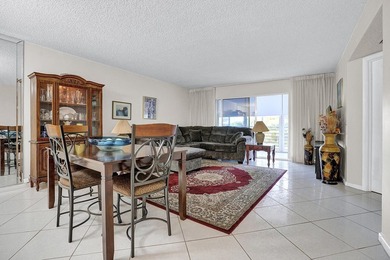 Enjoy the best of 55+ living in this lovely 2-bedroom, 2-bath on Wynmoor Golf Course in Florida - for sale on GolfHomes.com, golf home, golf lot