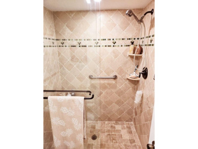 Beautifully updated 2 bedroom, 2 bath, 1st floor, furnished on Ocean Village Golf Course in Florida - for sale on GolfHomes.com, golf home, golf lot