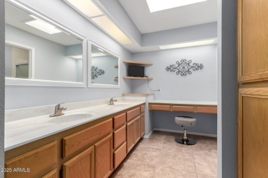 Welcome to Your Desert Oasis in Sun Lakes!

Step into comfort on Cottonwood Country Club in Arizona - for sale on GolfHomes.com, golf home, golf lot