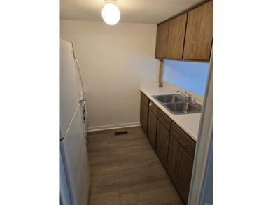 Lovely two-bedroom Condo with brand new carpet upstairs and new on Indian Hills Country Club in Arkansas - for sale on GolfHomes.com, golf home, golf lot