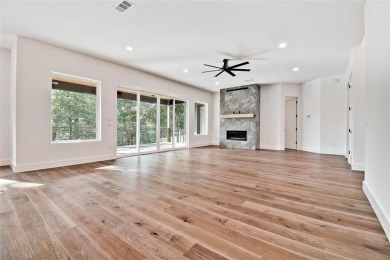 OPEN HOUSE THIS SATURDAY (10/4) FROM 2-4 PM! Modern luxury w/ on Bella Vista - Metfield Golf Complex and Country Club in Arkansas - for sale on GolfHomes.com, golf home, golf lot
