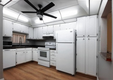 PRICED TO SELL!!! Nice second floor corner 2 bed convertible on Hollybrook Golf and Tennis Club  in Florida - for sale on GolfHomes.com, golf home, golf lot