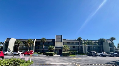 Immaculate, airy, bright turnkey condo (includes all furniture on Fountains Golf and Country Club in Florida - for sale on GolfHomes.com, golf home, golf lot