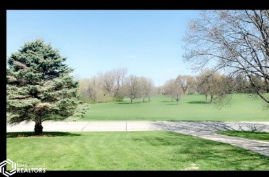 Extremely Motivated sellers, combined with LOCATION, LOCATION on Irv Warren Memorial Golf Course in Iowa - for sale on GolfHomes.com, golf home, golf lot