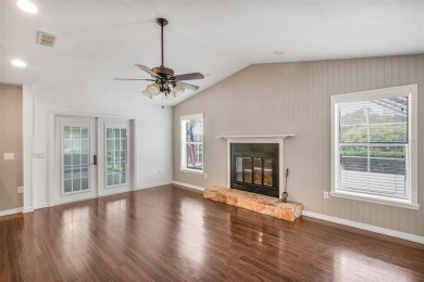 Wonderful 3 bedroom 2 bath pool home in the desirable community on Citrus Hills Golf Club in Florida - for sale on GolfHomes.com, golf home, golf lot