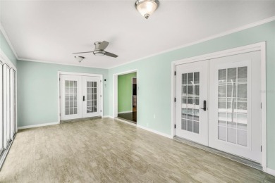 Wonderful 3 bedroom 2 bath pool home in the desirable community on Citrus Hills Golf Club in Florida - for sale on GolfHomes.com, golf home, golf lot
