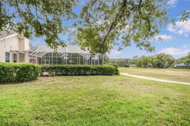 Wonderful 3 bedroom 2 bath pool home in the desirable community on Citrus Hills Golf Club in Florida - for sale on GolfHomes.com, golf home, golf lot