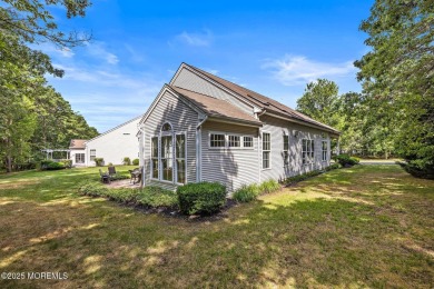 Step into this well maintained 2-bedroom, 2-bath residence on Sea Oaks Golf Club in New Jersey - for sale on GolfHomes.com, golf home, golf lot