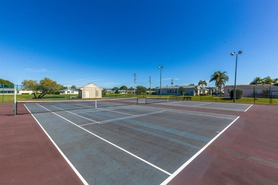 Don't miss this great offer.  2005 Model. New roof in 2021. New on Savanna Golf Club in Florida - for sale on GolfHomes.com, golf home, golf lot