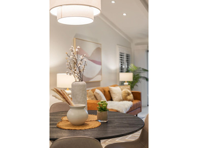 Beautifully updated 2BD/2BA home in Walnut Creek's award-winning on Rossmoor Golf Course in California - for sale on GolfHomes.com, golf home, golf lot