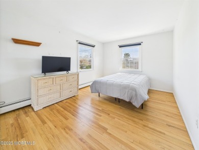 Experience the ideal condo in a prime location just blocks from on Fairway Mews Golf Club in New Jersey - for sale on GolfHomes.com, golf home, golf lot