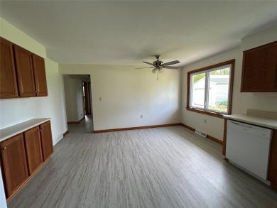 Welcome to this well-maintained ranch-style home offering 3 on Crab Apple Ridge Golf Course in Pennsylvania - for sale on GolfHomes.com, golf home, golf lot