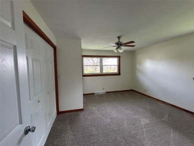 Welcome to this well-maintained ranch-style home offering 3 on Crab Apple Ridge Golf Course in Pennsylvania - for sale on GolfHomes.com, golf home, golf lot