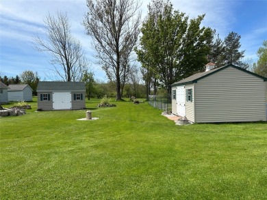 Welcome to this well-maintained ranch-style home offering 3 on Crab Apple Ridge Golf Course in Pennsylvania - for sale on GolfHomes.com, golf home, golf lot