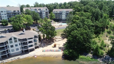 Proven Vacation Rental with over $108K in gross revenue is the on Sycamore Creek Golf Club in Missouri - for sale on GolfHomes.com, golf home, golf lot