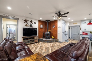 This stunning approx. 2,388 sq. ft. 3-bed, 3-bath home sits on on Lakeview Executive Golf Course in Nevada - for sale on GolfHomes.com, golf home, golf lot