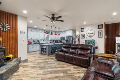 This stunning approx. 2,388 sq. ft. 3-bed, 3-bath home sits on on Lakeview Executive Golf Course in Nevada - for sale on GolfHomes.com, golf home, golf lot