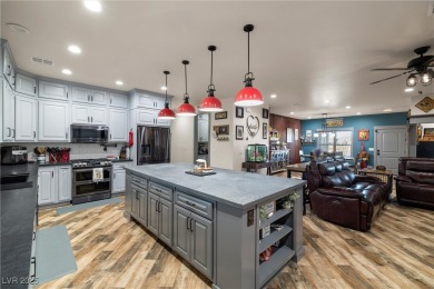 This stunning approx. 2,388 sq. ft. 3-bed, 3-bath home sits on on Lakeview Executive Golf Course in Nevada - for sale on GolfHomes.com, golf home, golf lot