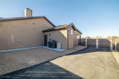 This stunning approx. 2,388 sq. ft. 3-bed, 3-bath home sits on on Lakeview Executive Golf Course in Nevada - for sale on GolfHomes.com, golf home, golf lot