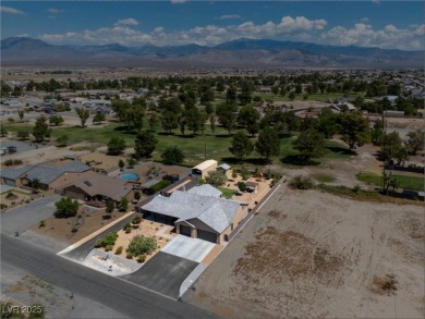 This stunning approx. 2,388 sq. ft. 3-bed, 3-bath home sits on on Lakeview Executive Golf Course in Nevada - for sale on GolfHomes.com, golf home, golf lot