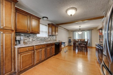 Located in a peaceful cul-de-sac near the golf course, this on Foxwood Golf Club in Arkansas - for sale on GolfHomes.com, golf home, golf lot