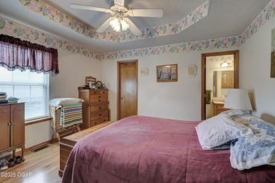 Welcome to this well-maintained, move-in ready 3-bedroom, 2-bath on Twin Hills Golf and Country Club in Missouri - for sale on GolfHomes.com, golf home, golf lot