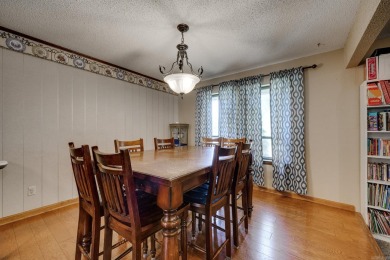 Located in a peaceful cul-de-sac near the golf course, this on Foxwood Golf Club in Arkansas - for sale on GolfHomes.com, golf home, golf lot