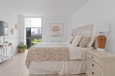 UNIT IN THE HEART OF AVENTURA JUST 5 MIN AWAY FROM THE BEACH on Turnberry Isle Resort and Club in Florida - for sale on GolfHomes.com, golf home, golf lot