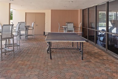UNIT IN THE HEART OF AVENTURA JUST 5 MIN AWAY FROM THE BEACH on Turnberry Isle Resort and Club in Florida - for sale on GolfHomes.com, golf home, golf lot