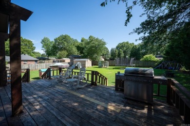 Located in a peaceful cul-de-sac near the golf course, this on Foxwood Golf Club in Arkansas - for sale on GolfHomes.com, golf home, golf lot
