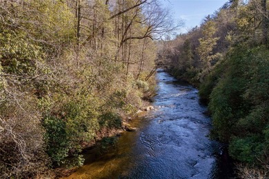 A spacious 1.64-acre lot featuring gently rolling terrain and on Burlingame Country Club in North Carolina - for sale on GolfHomes.com, golf home, golf lot