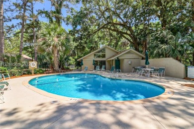 This light & bright home offers 3 spacious bedrooms, each w/ an on Shipyard Golf Club in South Carolina - for sale on GolfHomes.com, golf home, golf lot