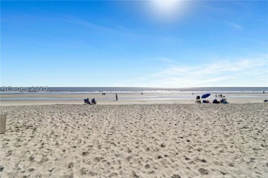 This light & bright home offers 3 spacious bedrooms, each w/ an on Shipyard Golf Club in South Carolina - for sale on GolfHomes.com, golf home, golf lot
