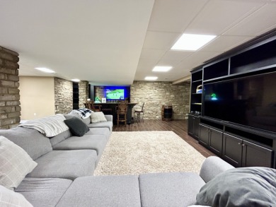 Welcome to this stunning custom-built brick home by David on Somerset Country Club in Kentucky - for sale on GolfHomes.com, golf home, golf lot